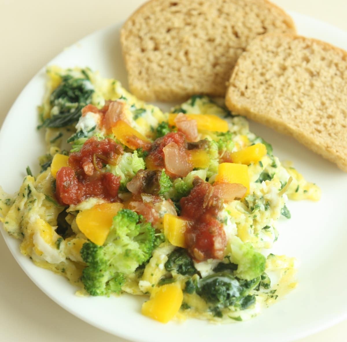 Scrambled Eggs with Veggies and Toast Super Healthy Kids